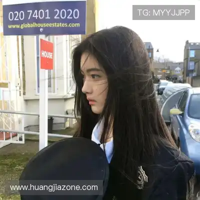 邹朵千